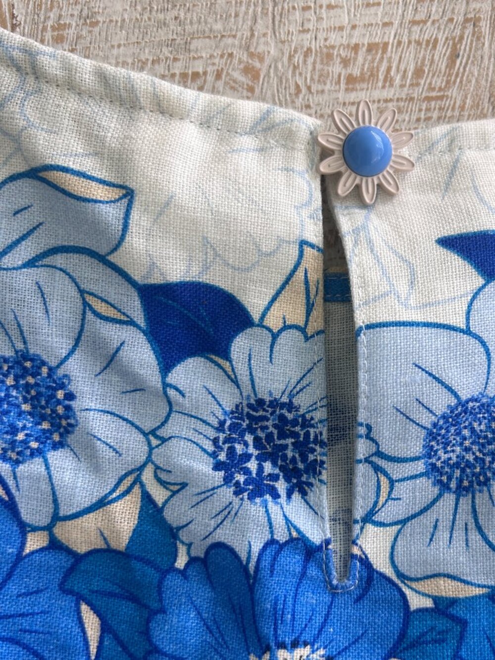 FARM Rio Blue Flower Stripes Crop Top and Midi Skirt Linen Scallop Set Medium - Picture 6 of 13